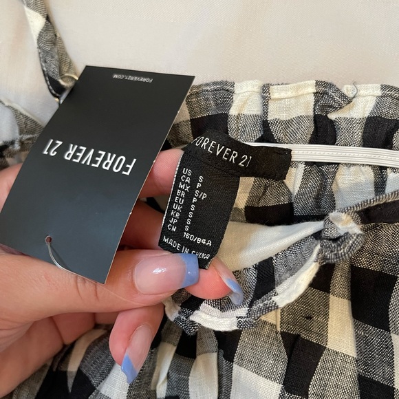 Crop top - Picture 2 of 2